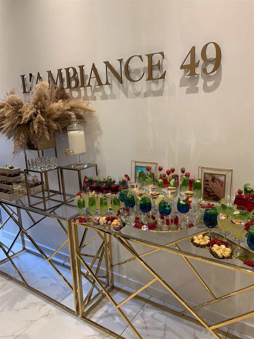 Sweet table
