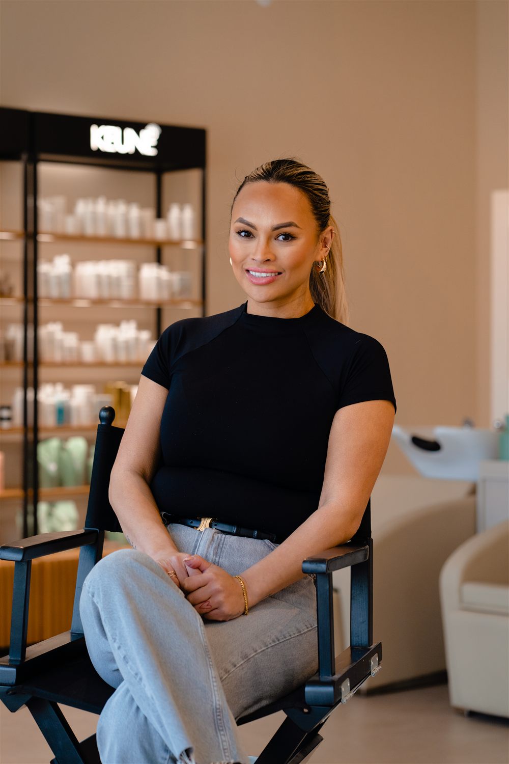 Suraya in haar salon
